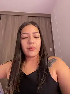 Latina vanessa online show from 01.25.25