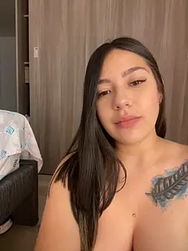 Latina vanessa online show from 01.29.25