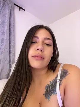 Latina vanessa online show from 03.17.25