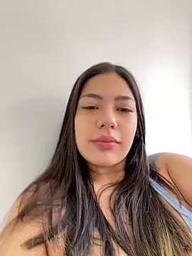 Latina vanessa online show from 03.22.25