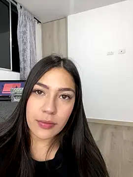 Latina vanessa online show from 09.10.25