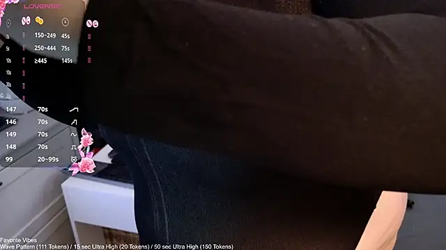 Big Beautiful MILF online show from 01.08.26