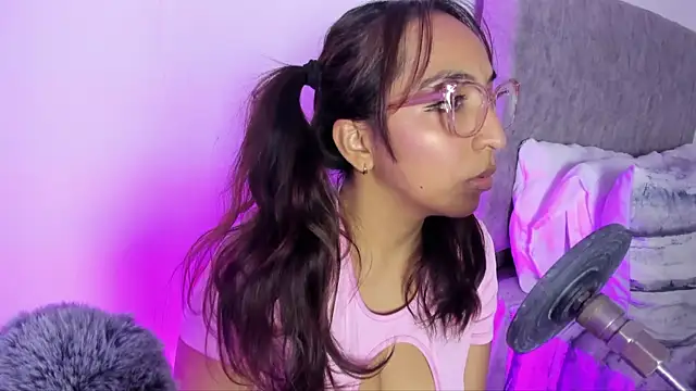 Leticia brownn1 online show from 03.29.26