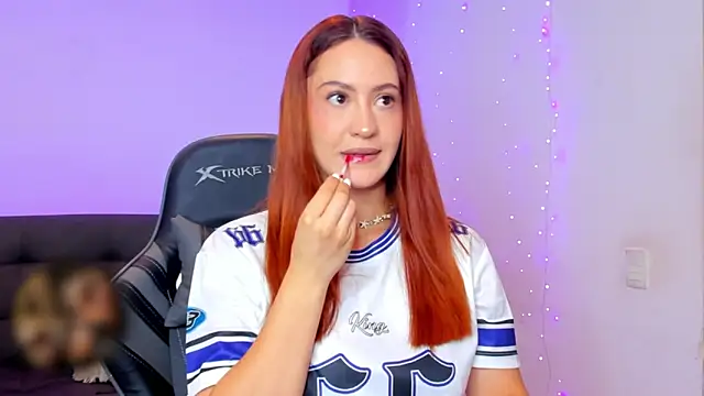 Amypond   online show from 02.25.26