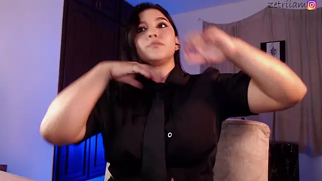 Snapshot of Zetrionn chatting on 09.30.25 Zetrionn online show from 09.30.25