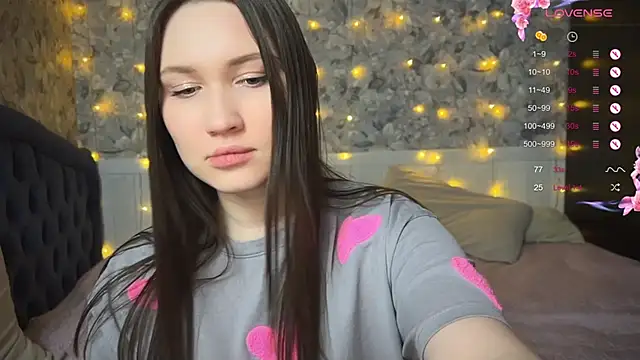 ChloeMillerMeow online show from 03.04.25