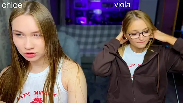 ChloeMillerMeow online show from 10.11.25