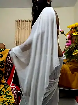 Snapshot of Ameera19 chatting on 02.22.25 Ameera19 online show from 02.22.25