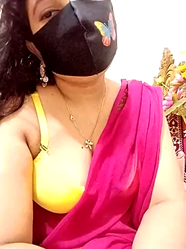 Snapshot of Ameera19 chatting on 10.03.25 Ameera19 online show from 10.03.25