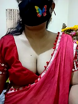 Snapshot of Ameera19 chatting on 01.14.26 Ameera19 online show from 01.14.26