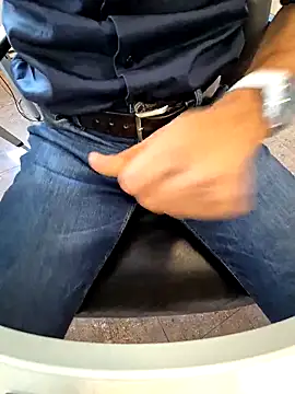 alessandroman2114 online show from 09.24.25