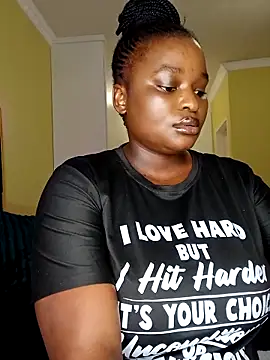 Snapshot of DarkButterfly99 chatting on 11.07.25 DarkButterfly99 online show from 11.07.25