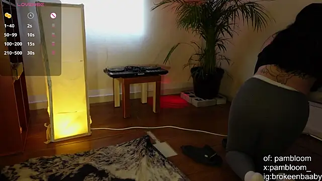 droolingdollfacee online show from 09.09.25