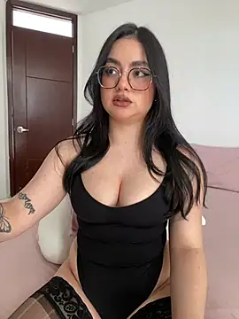 montmariana online show from 06.17.26