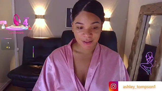 ashley Tompson1 online show from 03.18.25