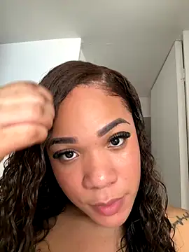 ashley Tompson1 online show from 09.13.25