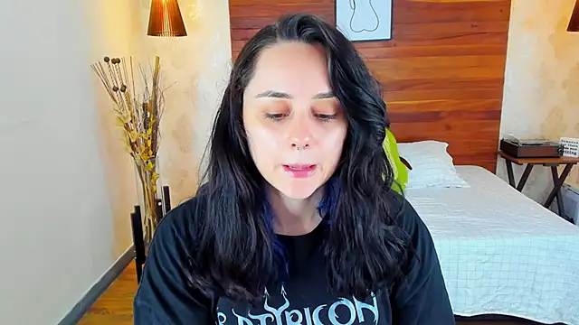 KatherineBond online show from 03.04.25