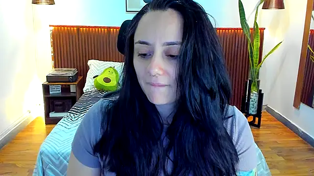 KatherineBond online show from 11.22.25