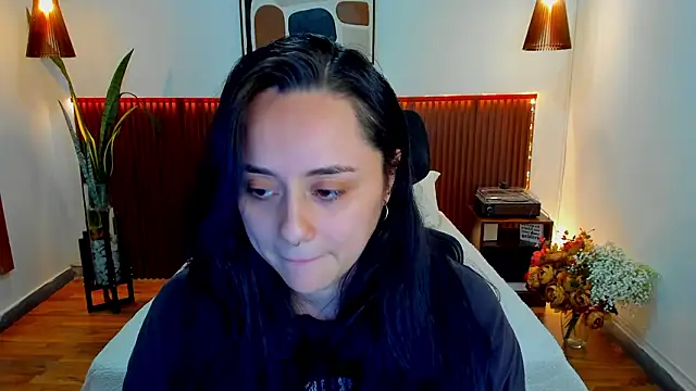 Snapshot of KatherineBond chatting on 01.16.26 KatherineBond online show from 01.16.26