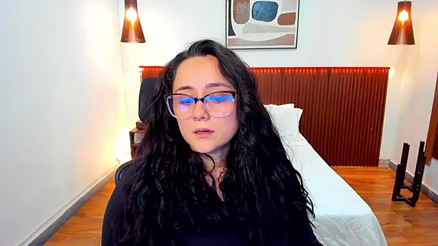 Snapshot of KatherineBond chatting on 02.03.26 KatherineBond online show from 02.03.26