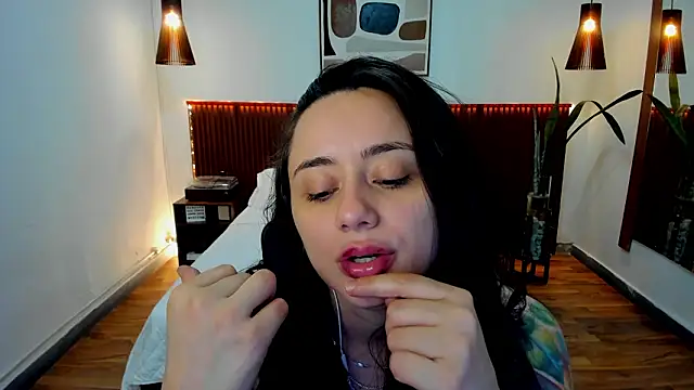 Snapshot of KatherineBond chatting on 02.12.26 KatherineBond online show from 02.12.26