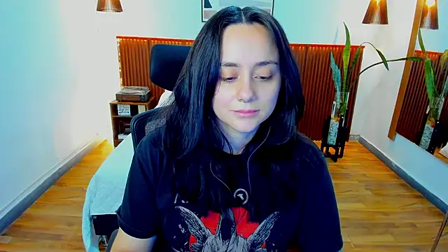 Snapshot of KatherineBond chatting on 02.28.26 KatherineBond online show from 02.28.26