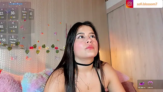 Snapshot of Sofi_Blossom chatting on 06.30.26 Sofi Blossom online show from 06.30.26