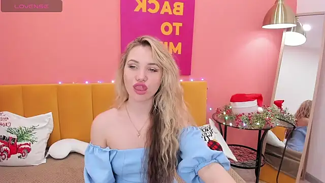 EvaMoran online show from 01.08.25