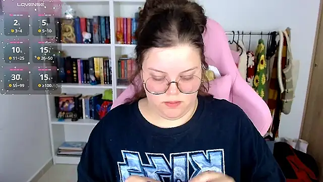 Gabiwaifu online show from 09.30.25