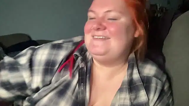 Snapshot of bbw_olive_peach chatting on 02.13.25 bbw olive peach online show from 02.13.25