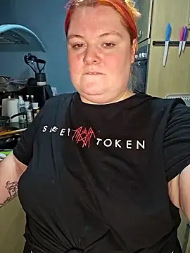 Snapshot of bbw_olive_peach chatting on 02.23.25 bbw olive peach online show from 02.23.25