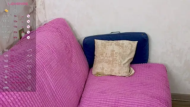 TrissMerigold9 online show from 09.08.25