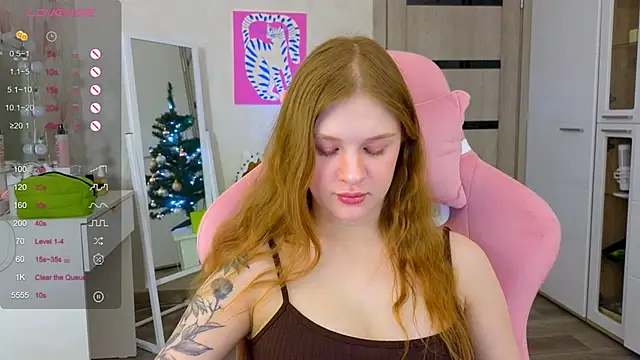 TrissMerigold9 online show from 01.08.26