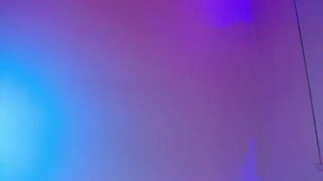 Snapshot of AnnaliOlsenX chatting on 12.18.24 AnnaliOlsenX online show from 12.18.24