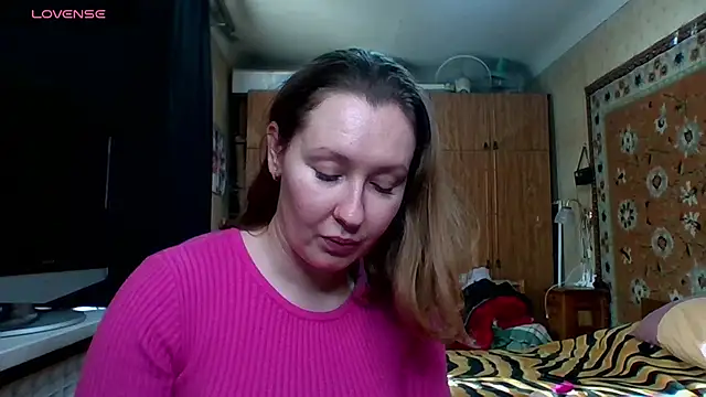 Snapshot of AnnaXLovers chatting on 01.09.25 AnnaXLovers online show from 01.09.25