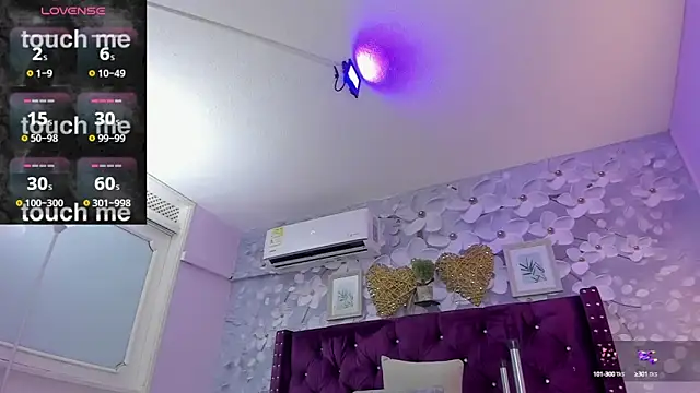 Danee 19  online show from 03.18.25