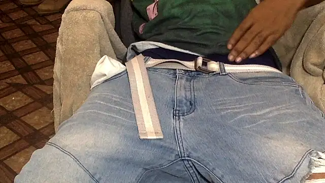 Snapshot of BBC_JoyBoi chatting on 03.10.25 BBC JoyBoi online show from 03.10.25