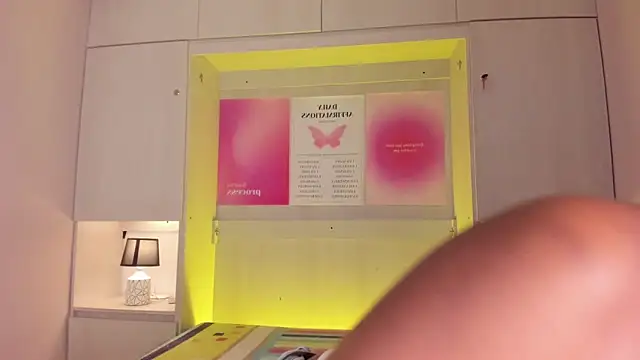 Snapshot of tamaraa_smiith chatting on 02.05.26 tamaraa smiith online show from 02.05.26