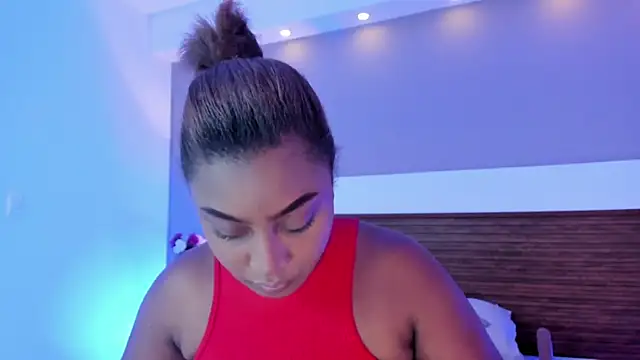 Adelehottman online show from 04.14.26