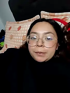 Peach-Lawrence online show from 12.05.24