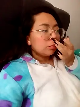 Peach-Lawrence online show from 12.19.24