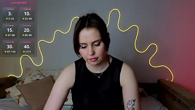 Aisha Riley online show from 03.21.25