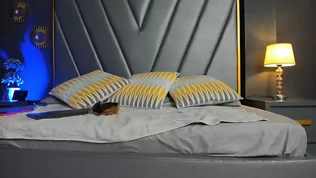 BrendaAdams  online show from 03.06.25