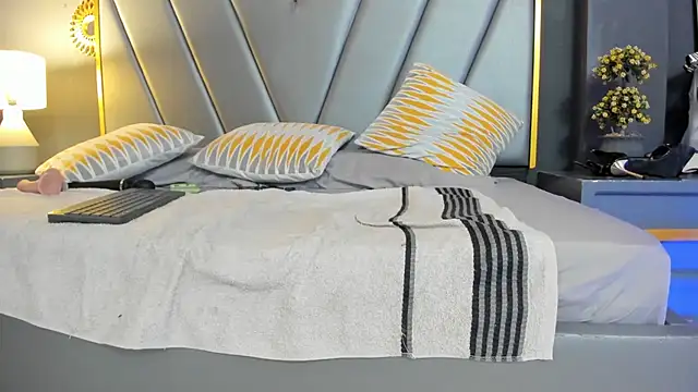 BrendaAdams  online show from 07.06.26