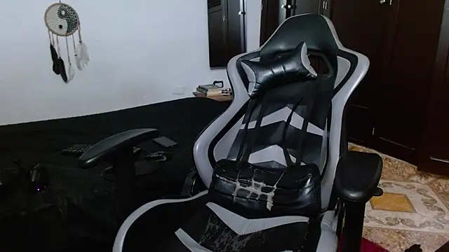 aaron blug online show from 02.21.25