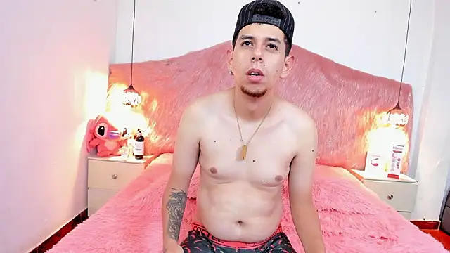 Derek and Skarlet online show from 02.18.26