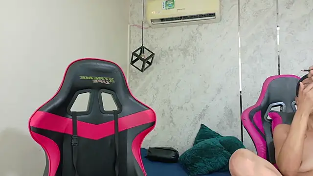 emy 0 online show from 04.15.26