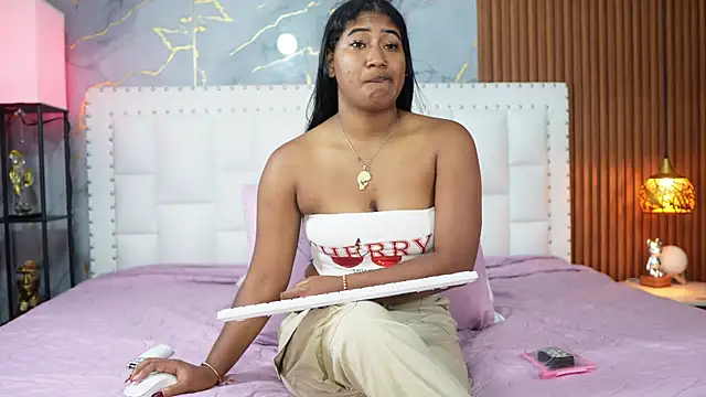indianschoolgirl online show from 06.05.26