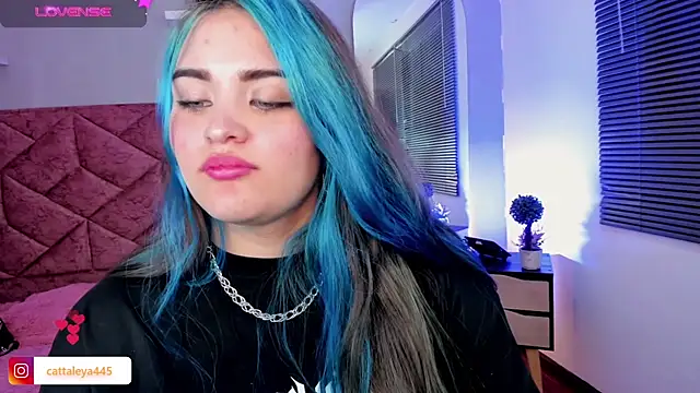 cattaleya    online show from 01.24.25