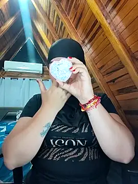 AmbarBurhan online show from 09.15.25